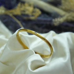 Solitaire Gold Bangle
